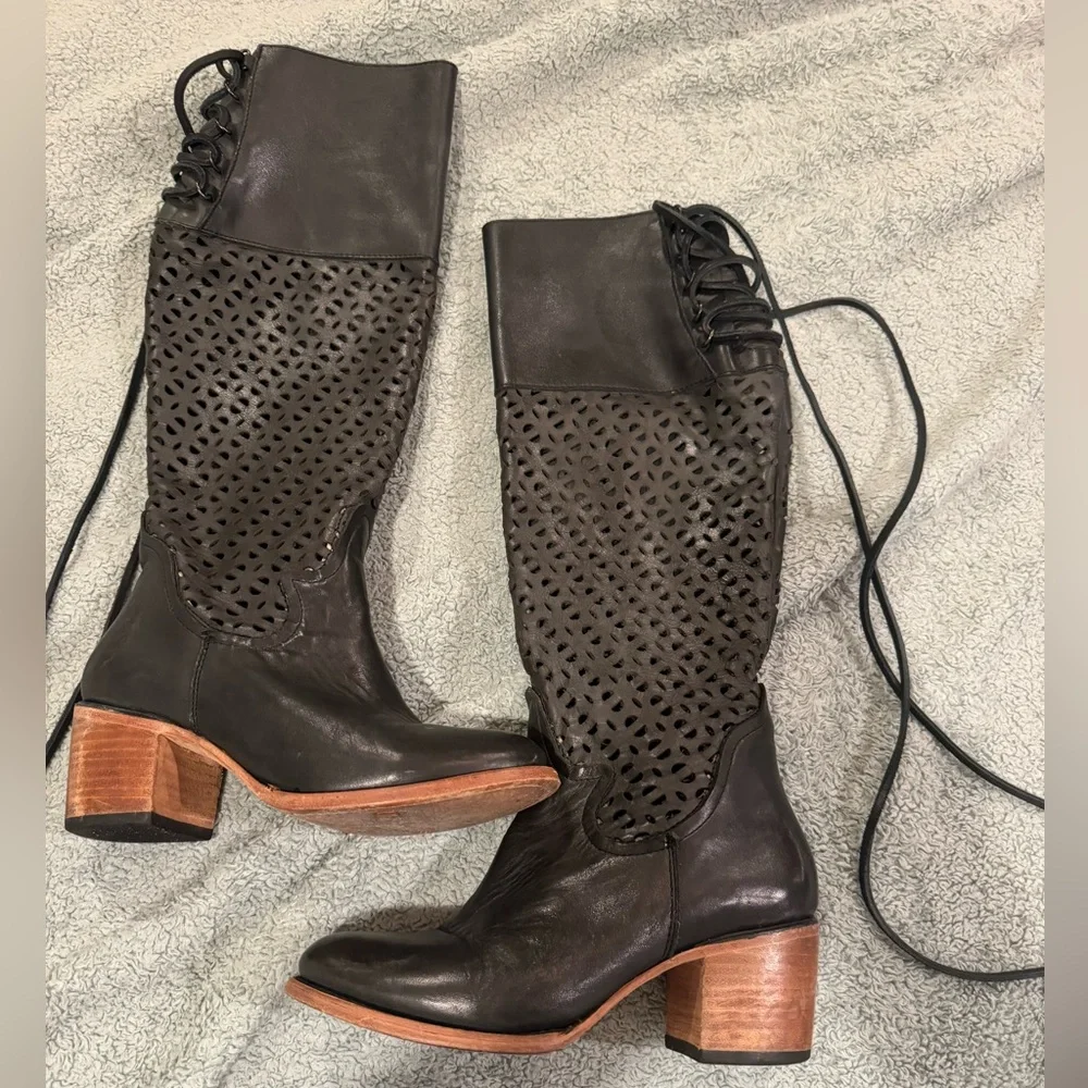 Freebird Creek Size 8 Tall Black Boots - Picture 5 of 7